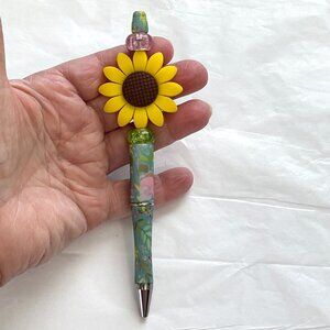 Sunflower Beaded Pen-Flower Beaded Pen-New Free Refills!